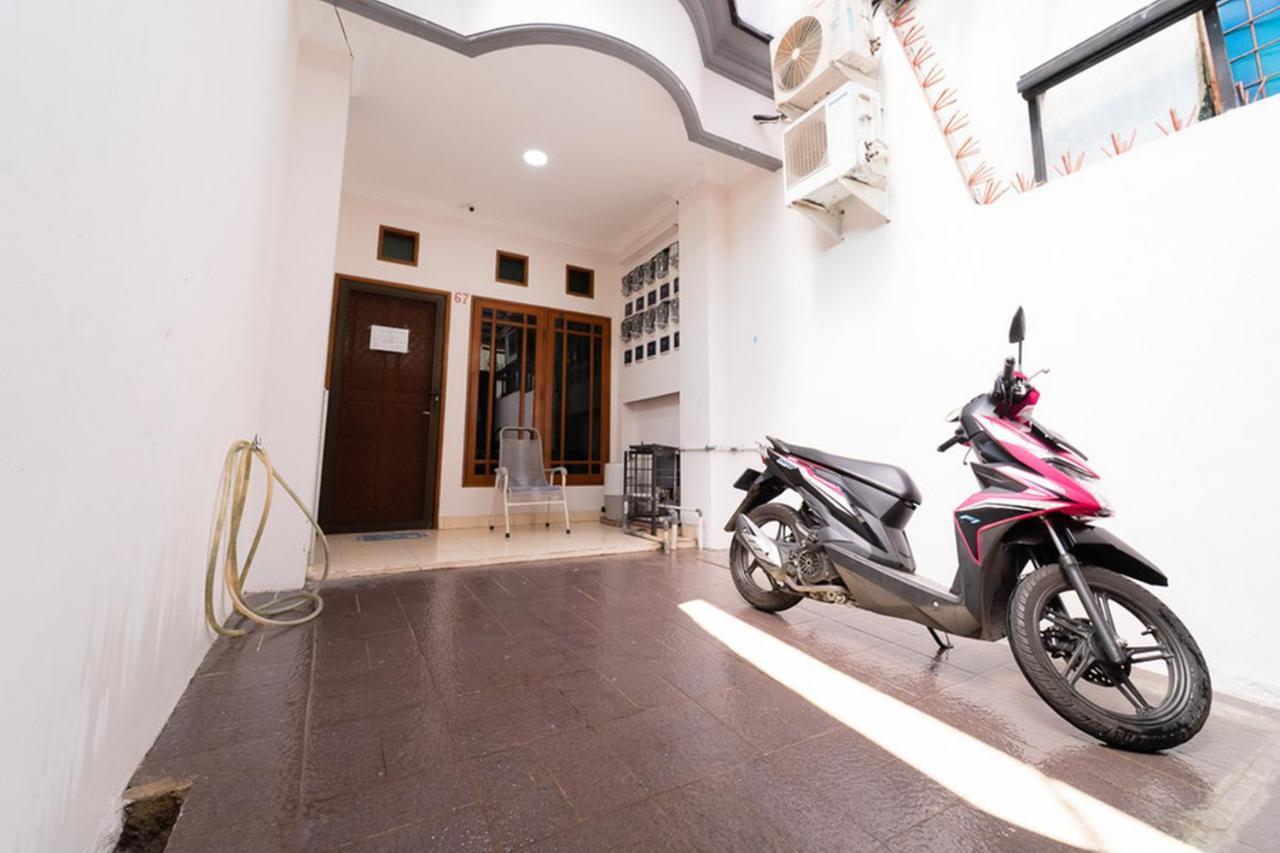 Koolkost Syariah @ Kebon Kacang III Street Giacarta Esterno foto